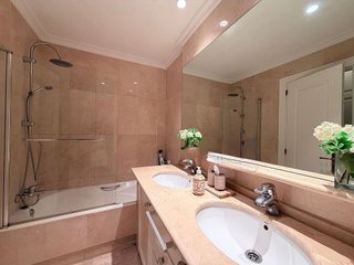 Piso en alquiler en Puerto Banús en Marbella