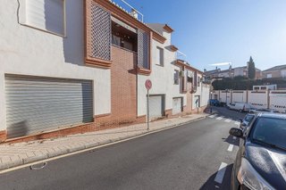 Local comercial en venta en Huétor Vega