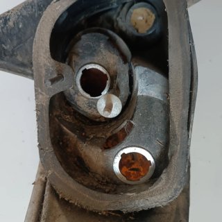 Faro delantero izquierdo