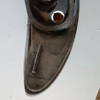 Faro delantero izquierdo