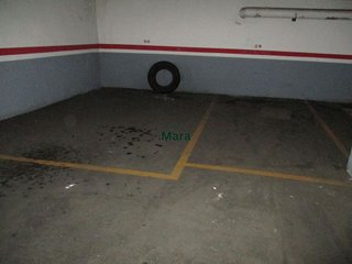 Garaje en venta en Centre en Sant Boi de Llobregat