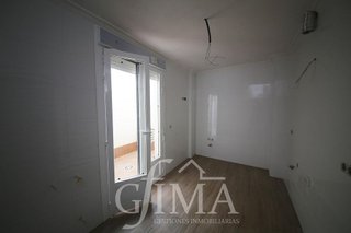 Casa adosada en venta en Tomelloso