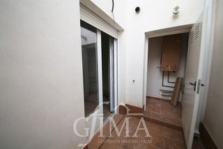 Casa adosada en venta en Tomelloso