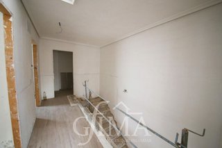 Casa adosada en venta en Tomelloso