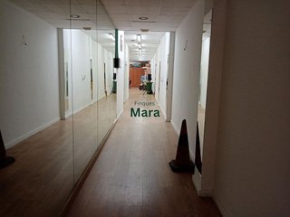 Local comercial en venta en Vinyets - Molí Vell en Sant Boi de Llobregat