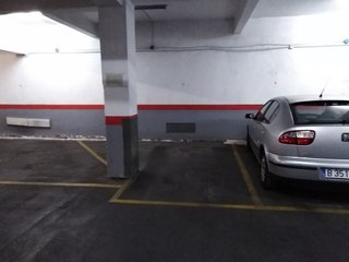 Garaje en venta en Vilapicina i la Torre Llobeta en Barcelona