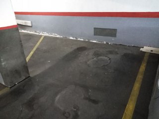 Garaje en venta en Vilapicina i la Torre Llobeta en Barcelona