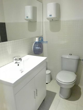 Local comercial en alquiler en San José - Varela en Cádiz