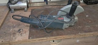 Radial Bosch GWS 20-230 JH