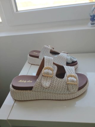 Sandalias rafia beige Talla 40 SIN ESTRENAR