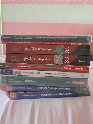 Tutti i libri 5° anno liceo scientifico, ottimi