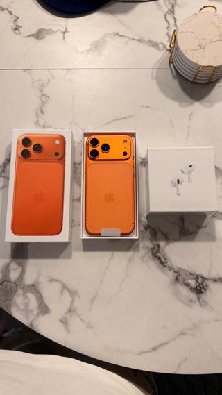 iPhone 17 Pro Max Naranja AirPods Pro