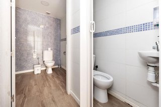 Local comercial en venta en Barrio de Zaidín en Granada
