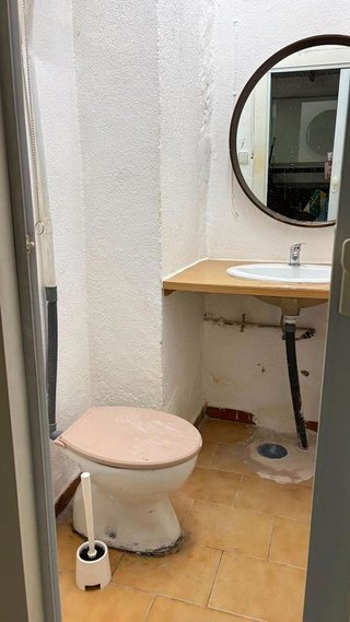 Local comercial en alquiler en El Juncal - El Plantinar en Sevilla
