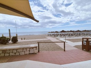 Local comercial en venta en Las Gaviotas en Fuengirola