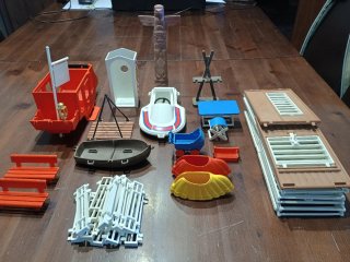 Accesorios Playmobil: Barco, Cochecito, Cabaña