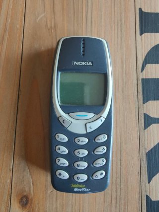 Teléfono Móvil Nokia 3310 + Funda Disneyland Paris