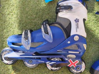 Patines en Línea Boomerang + Protecciones + Casco