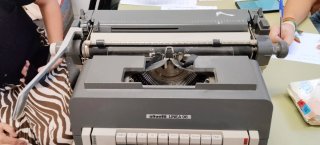 Máquina de escribir Olivetti LINEA 98