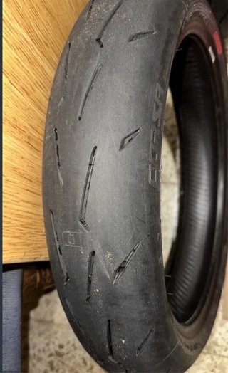 Neumáticos Pirelli Diablo Rosso IV Corsa