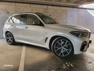 BMW X5 M50d