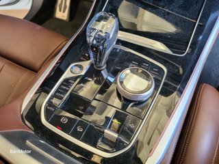BMW X5 M50d