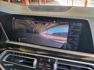 BMW X5 M50d