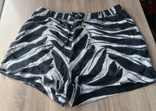 Pantalón corto H&M estampado