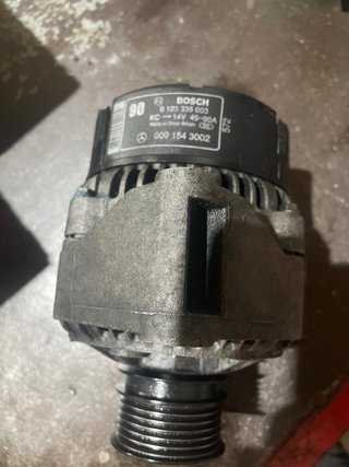 Alternador Bosch Mercedes C250 TD W202