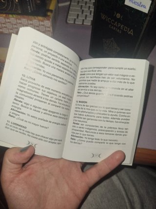 Cartas Oráculo Wicca (New Edition)