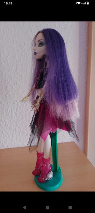 Monster High Spectra Vondergeist Muñeca