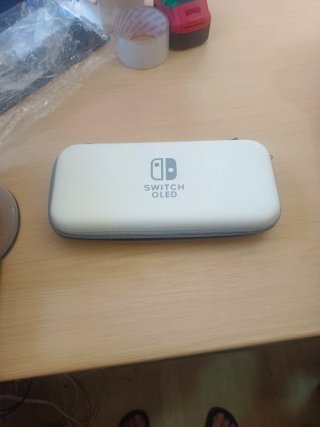 Estuche Nintendo Switch OLED Blanco