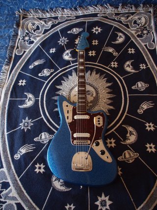 Squier Jaguar Sparkle Blue Edición Limitada