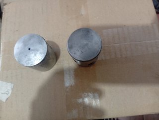 Lote de 3 Cilindros  de origen  y 1 culata 2 carb
