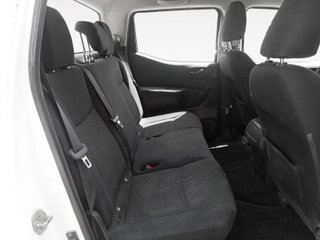 Nissan Navara PickUp 2.3 dCi Doble Cabina Visia 120 kW (163 CV)