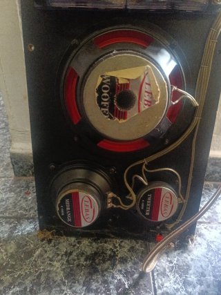 Altavoces LEBAS Negro y Rojo