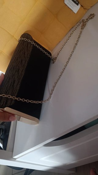 Bolso de fiesta negro y dorado