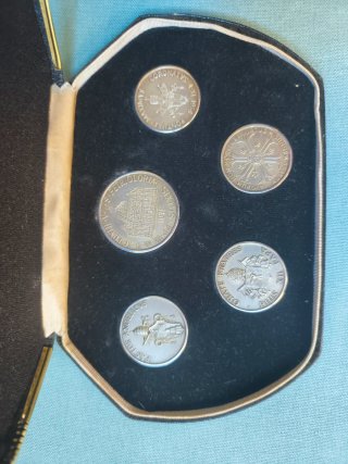 Estuche 5 Medallas de Papas en Plata 0.999