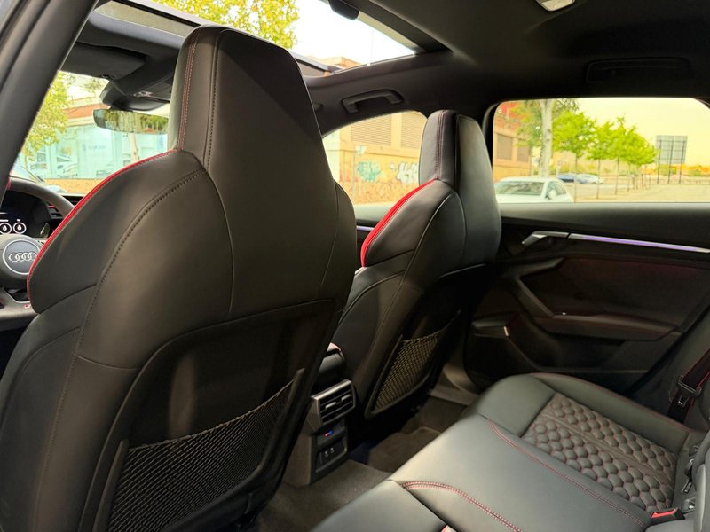 Audi RS3 2024, foto 14