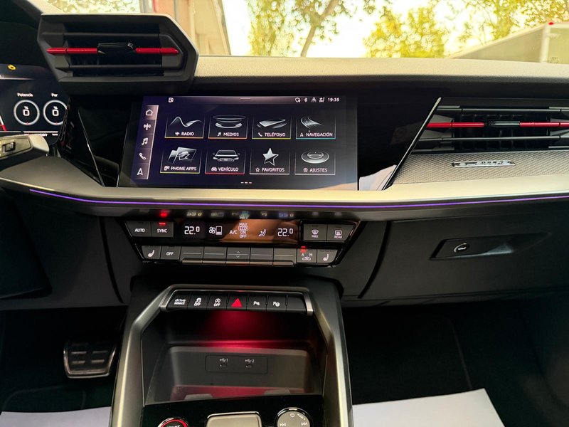 Audi RS3 2024, foto 19