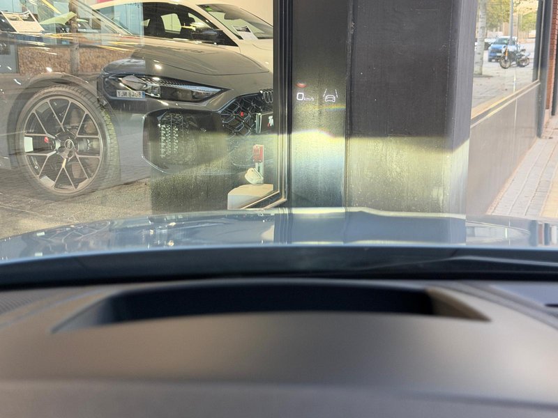 Audi RS3 2024, foto 23