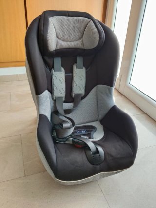 Sillita de coche para bebé Chicco con Isofix
