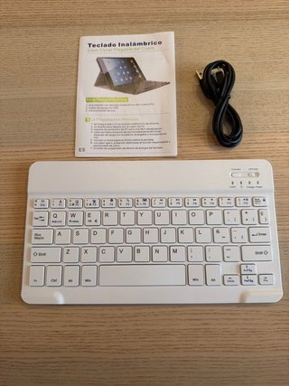 Teclado Inalámbrico Blanco para Tablet