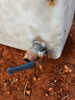 Bidones aguas negras y grises camper