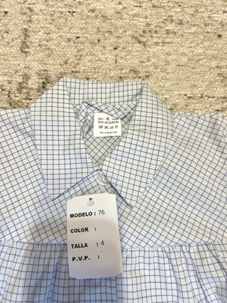Bata escolar Talla 4