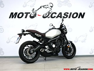 YAMAHA XSR 900