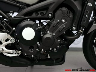 YAMAHA XSR 900