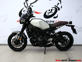 YAMAHA XSR 900
