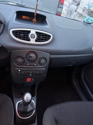 Renault Clio 2011