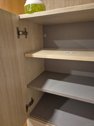 Armario colgante con cajón